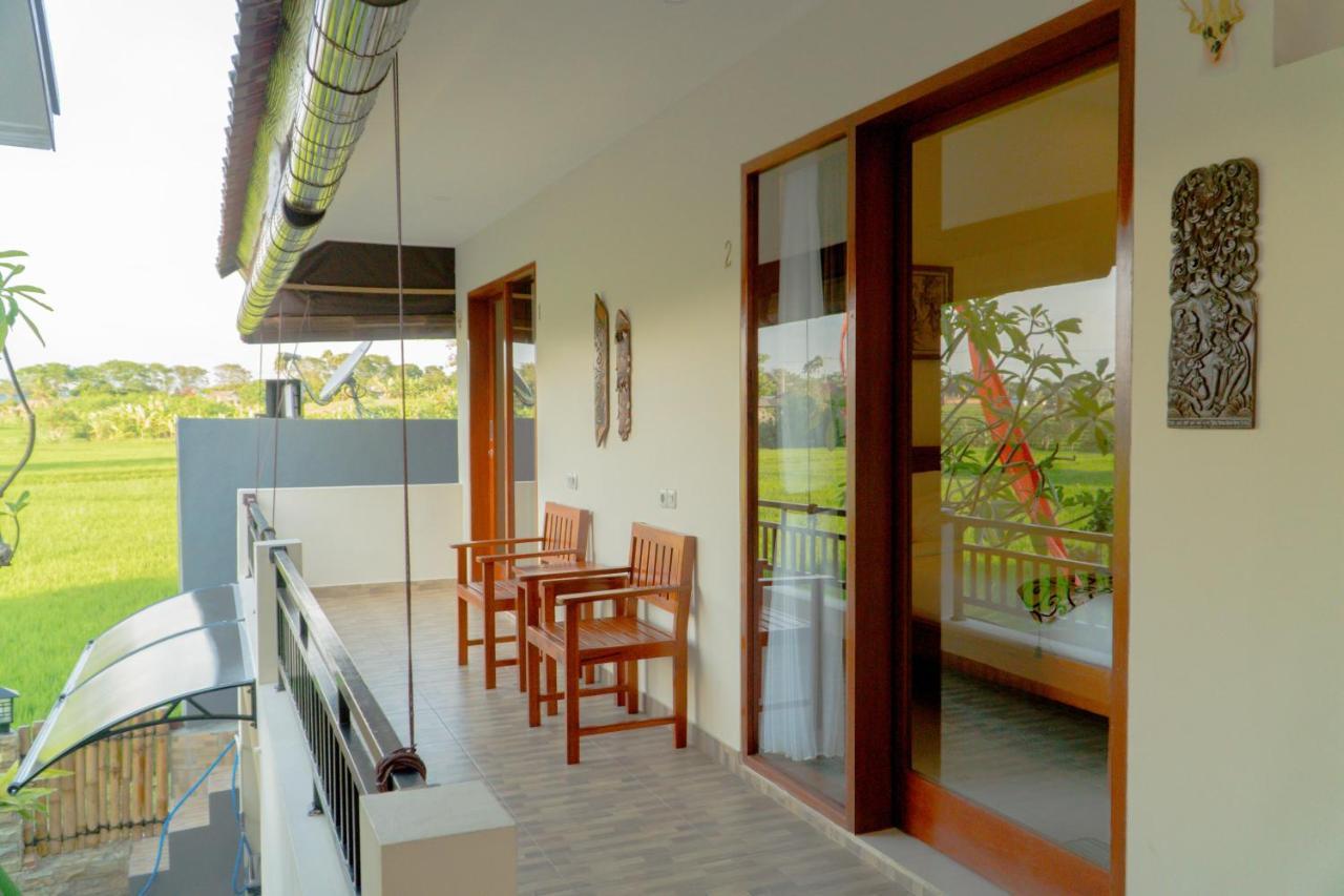 DeRose Guest House Canggu Buitenkant foto