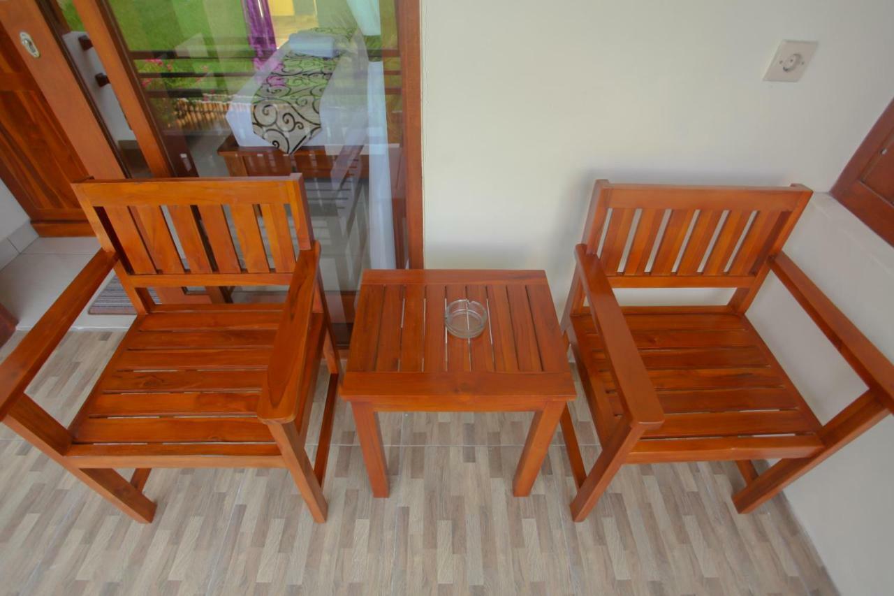 DeRose Guest House Canggu Buitenkant foto